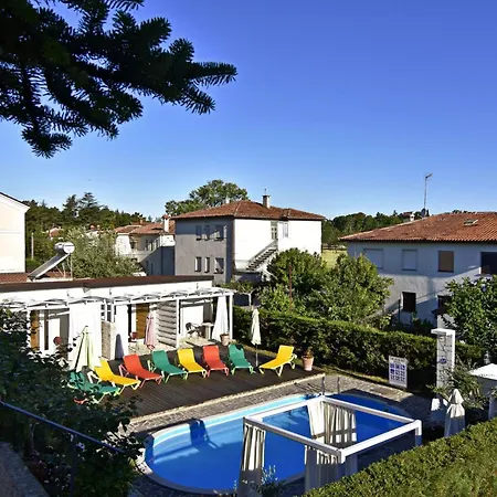 Nika1 Mit Pool Und Whirlpool 400 By Interhome 公寓 *