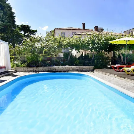 公寓 Nika1 Mit Pool Und Whirlpool 400 By Interhome